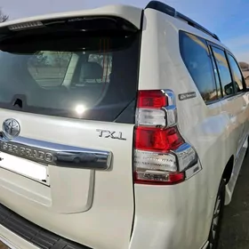 Toyota Land Cruiser Prado 2014