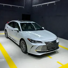 Toyota Avalon 2022