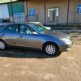 Toyota Camry 2003