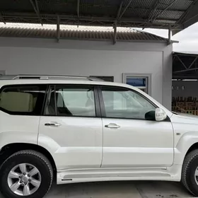 Toyota Land Cruiser Prado 2004