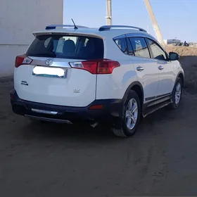 Toyota RAV4 2013