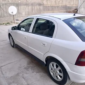 Opel Astra 2003