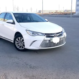 Toyota Camry 2016