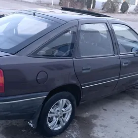 Opel Vectra 1992