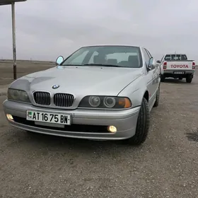 BMW E39 2000