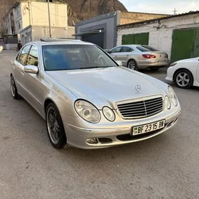 Mercedes-Benz E320 2003