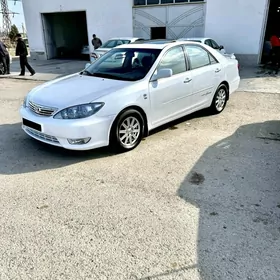 Toyota Camry 2005