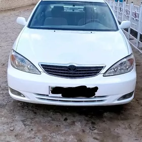 Toyota Camry 2003