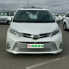 Toyota Sienna 2018