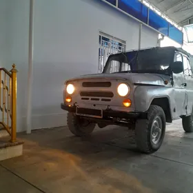 UAZ 469 1990