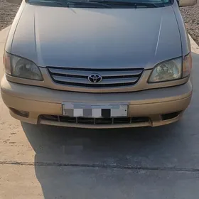 Toyota Sienna 2002