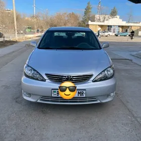 Toyota Camry 2005