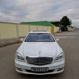 Mercedes-Benz 500SL 2011