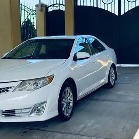 Toyota Camry 2014