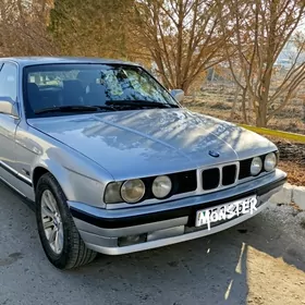 BMW 525 1989