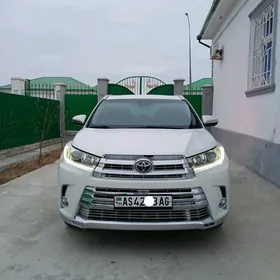 Toyota Highlander 2017