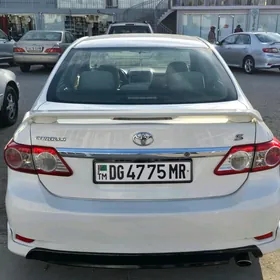 Toyota Corolla 2011