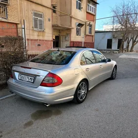 Mercedes-Benz E320 2003