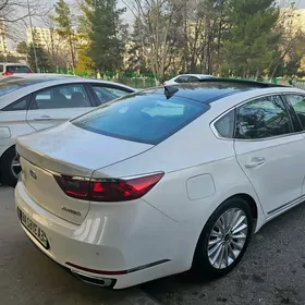 Kia Cadenza 2017