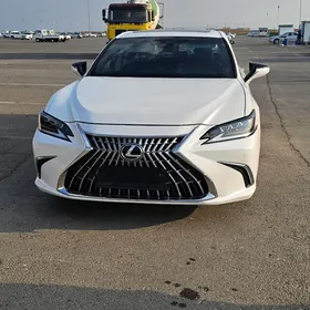 Lexus ES 350 2019