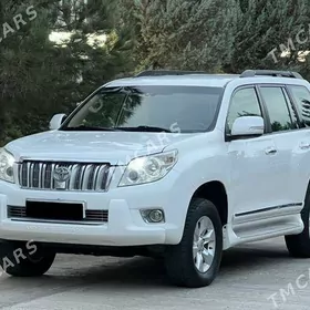 Toyota Land Cruiser Prado 2010