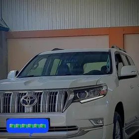 Toyota Land Cruiser Prado 2021