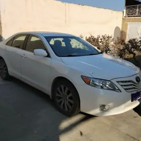 Toyota Camry 2011