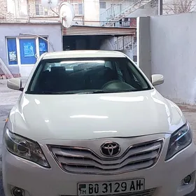 Toyota Camry 2010