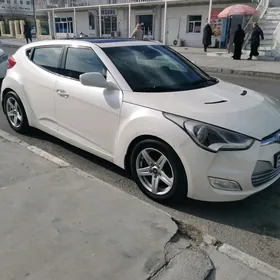 Hyundai Veloster 2012