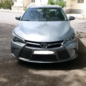 Toyota Camry 2015