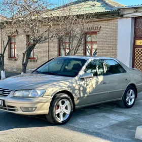 Toyota Camry 2001