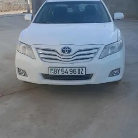 Toyota Camry 2011