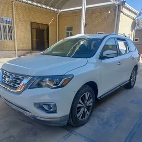 Nissan Pathfinder 2021