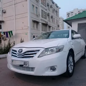 Toyota Camry 2010