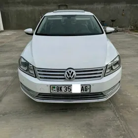 Volkswagen Passat 2011