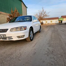 Toyota Camry 2000