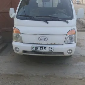 Hyundai H-1 2009