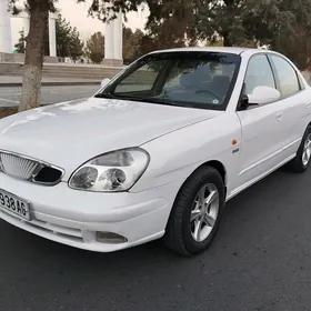 Daewoo Nubira 1999