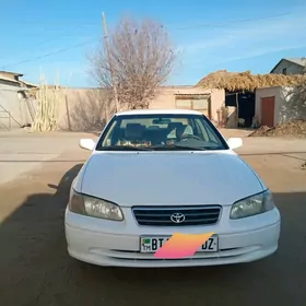 Toyota Camry 2001