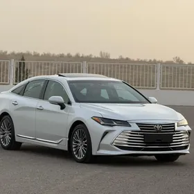 Toyota Avalon 2022