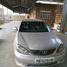 Toyota Camry 2005