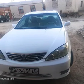 Toyota Camry 2004