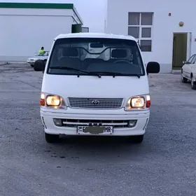 Toyota Hiace 2002