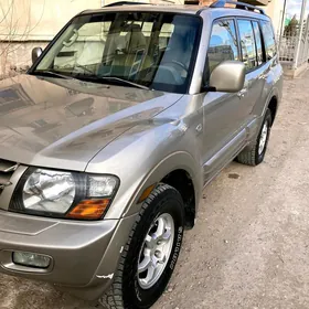 Mitsubishi Montero Sport 2002