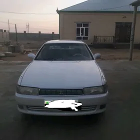 Toyota Cresta 1993