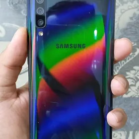 Samsung Galaxy A50. 6/128