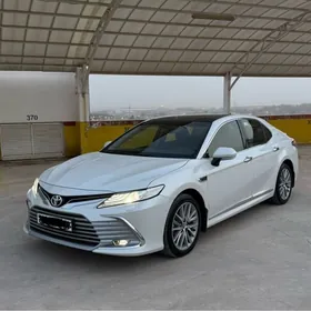 Toyota Camry 2023