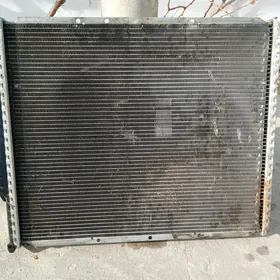 radiator e34