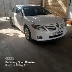 Toyota Camry 2011