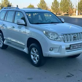 Toyota Land Cruiser Prado 2010